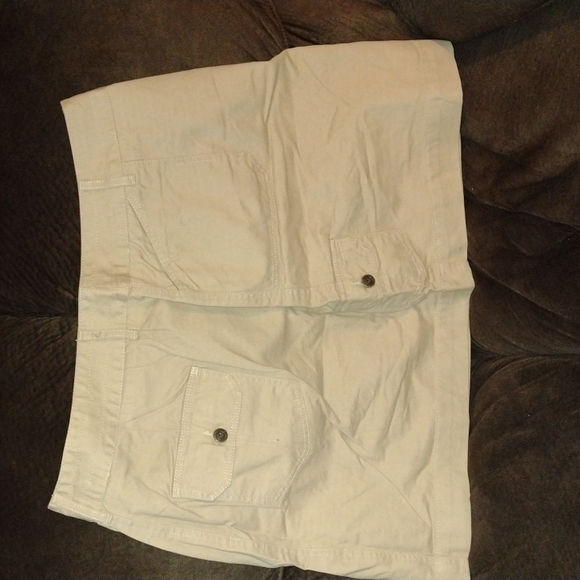 Woman Within Cargo Skort - Picture 3 of 5